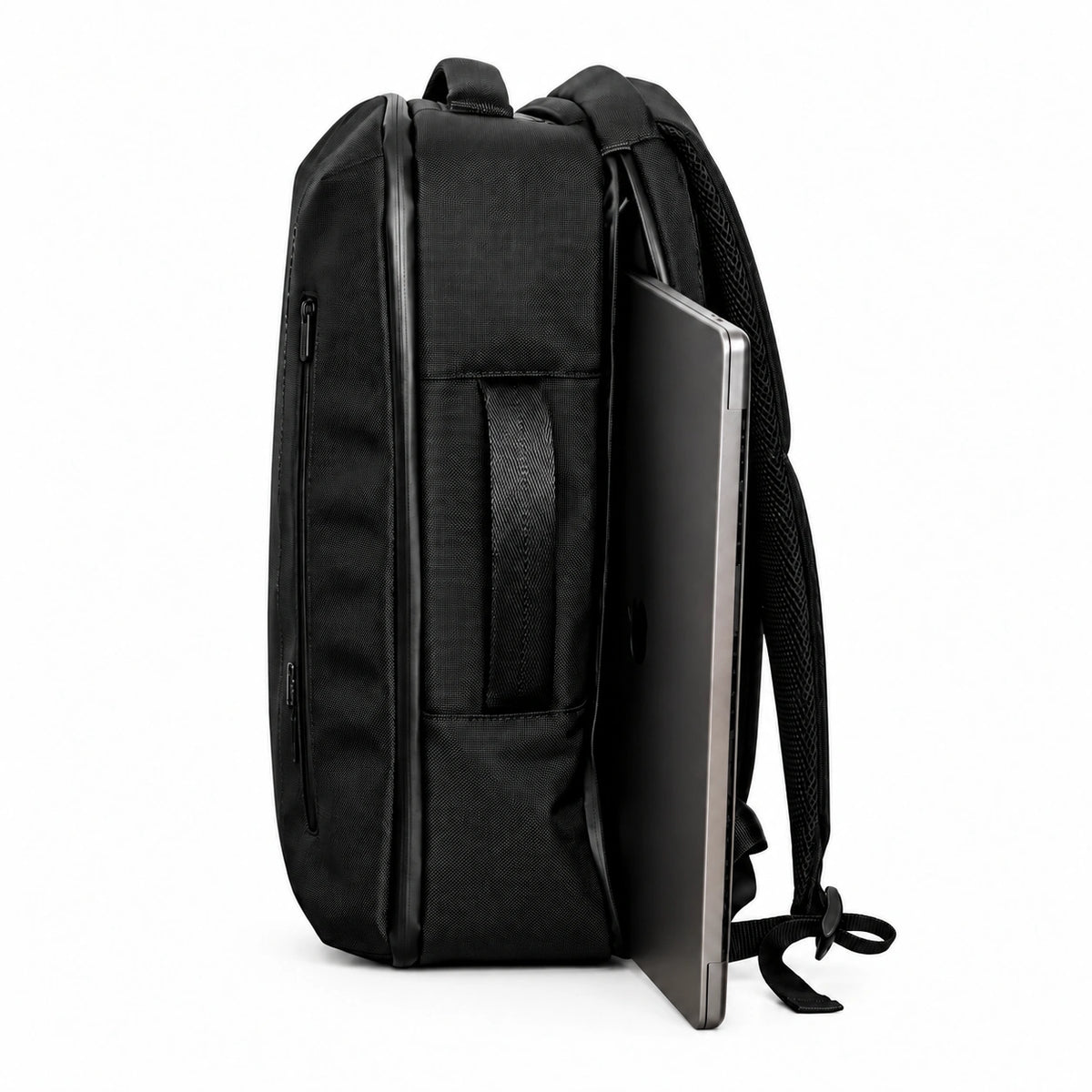 Padded 16″ Laptop + Tablet Compartment